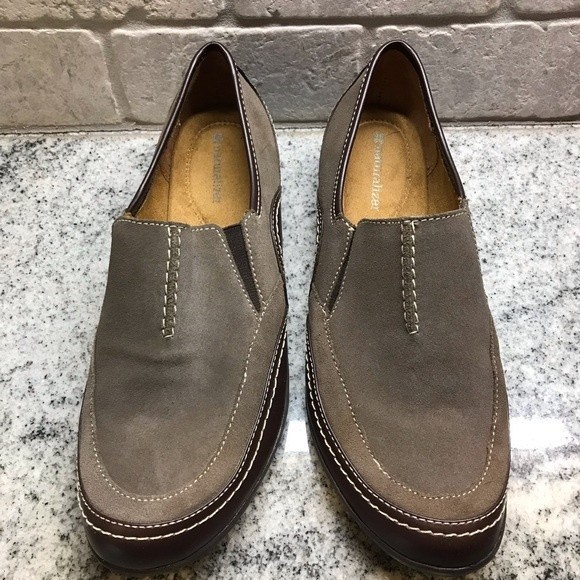 Naturalizer Nerix Suede Slip On Loafers, Size 8M - Picture 1 of 6